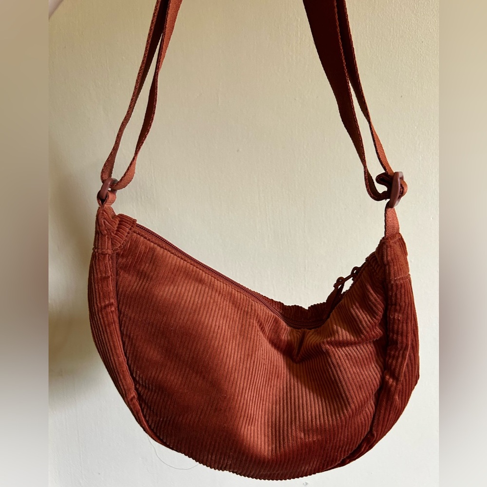 Uniqlo Terracotta Corduroy Crescent Bag